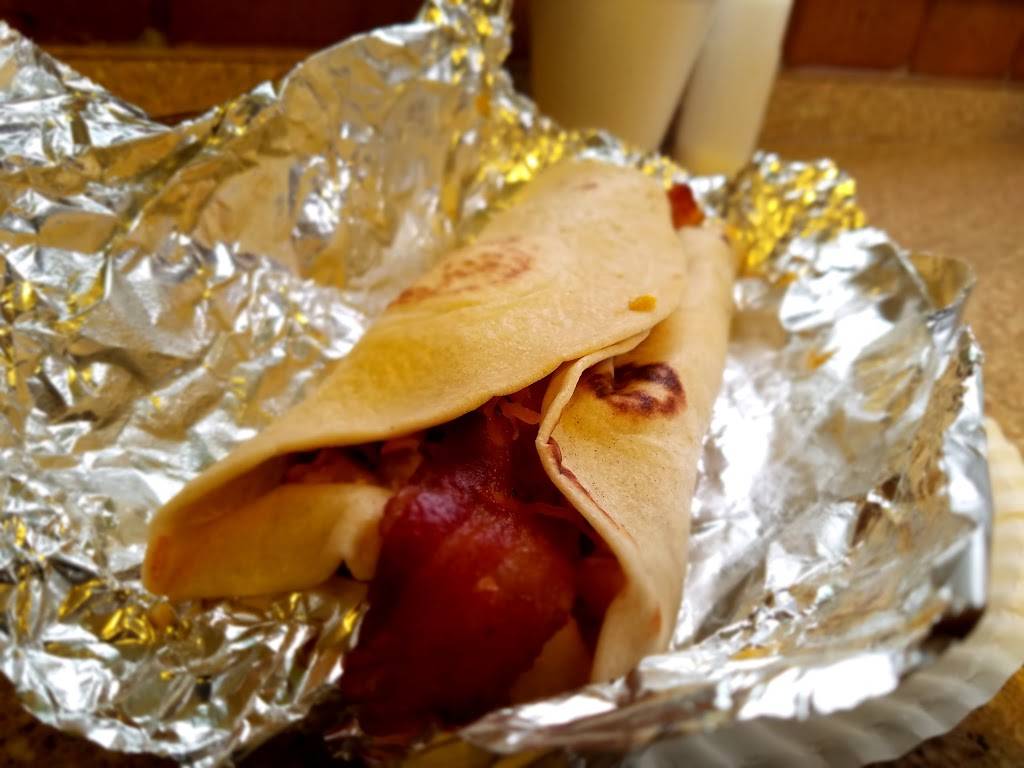 Bronco Burritos | restaurant | 4917 Broadway Avenue J, Galveston, TX 77551, USA | 4097629344 OR +1 409-762-9344