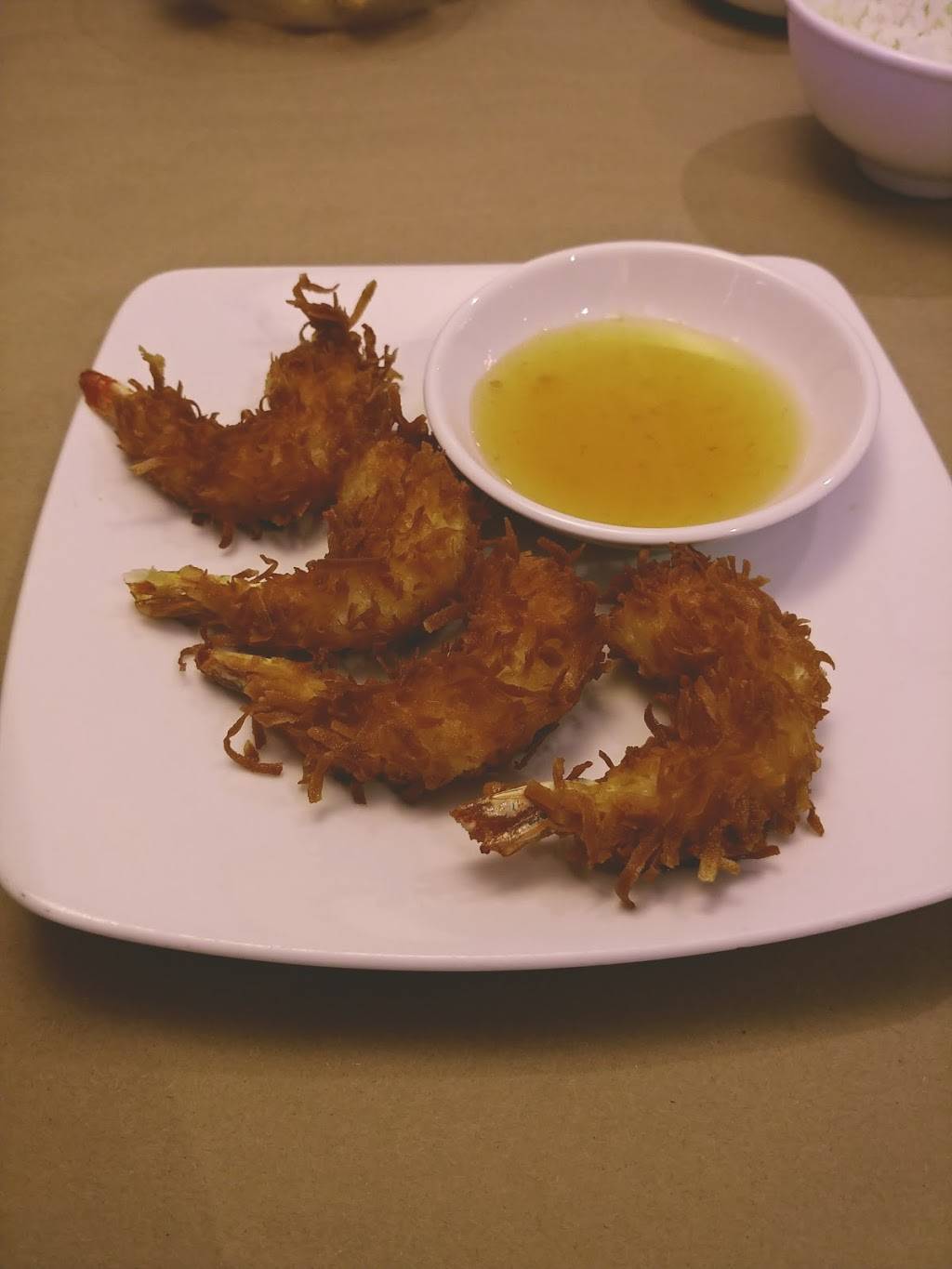 Butterfly Restaurant | restaurant | 831 Farmington Ave, West Hartford, CT 06119, USA | 8602362816 OR +1 860-236-2816