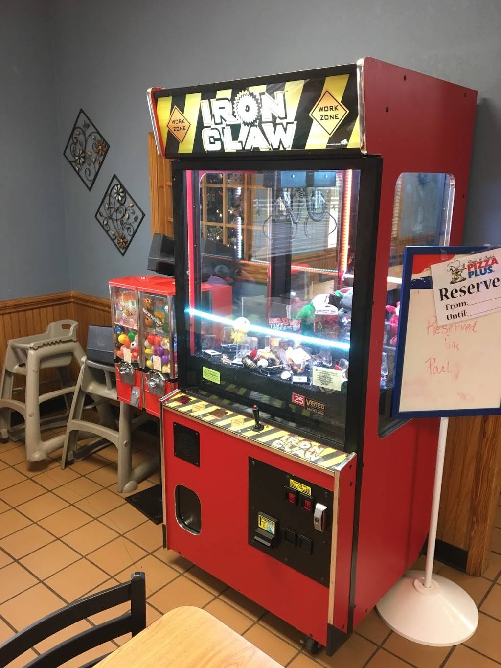 Pizza Plus | restaurant | 2002 US-321, Parrottsville, TN 37843, USA | 4236234343 OR +1 423-623-4343