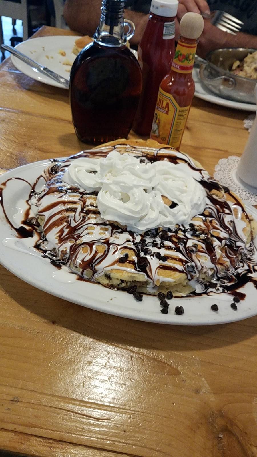 The Southern Cafe Crest Hill | restaurant | 1819 Knapp St, Crest Hill, IL 60403, USA | 8157449001 OR +1 815-744-9001