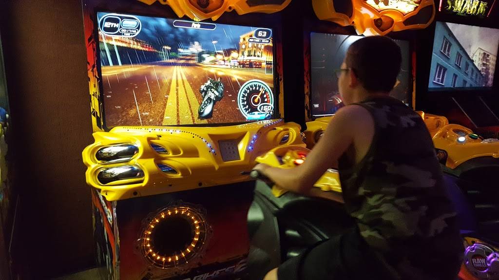 Cinemark Greeley Mall | meal takeaway | 2160 Greeley Mall, Greeley, CO 80631, USA | 9703534361 OR +1 970-353-4361