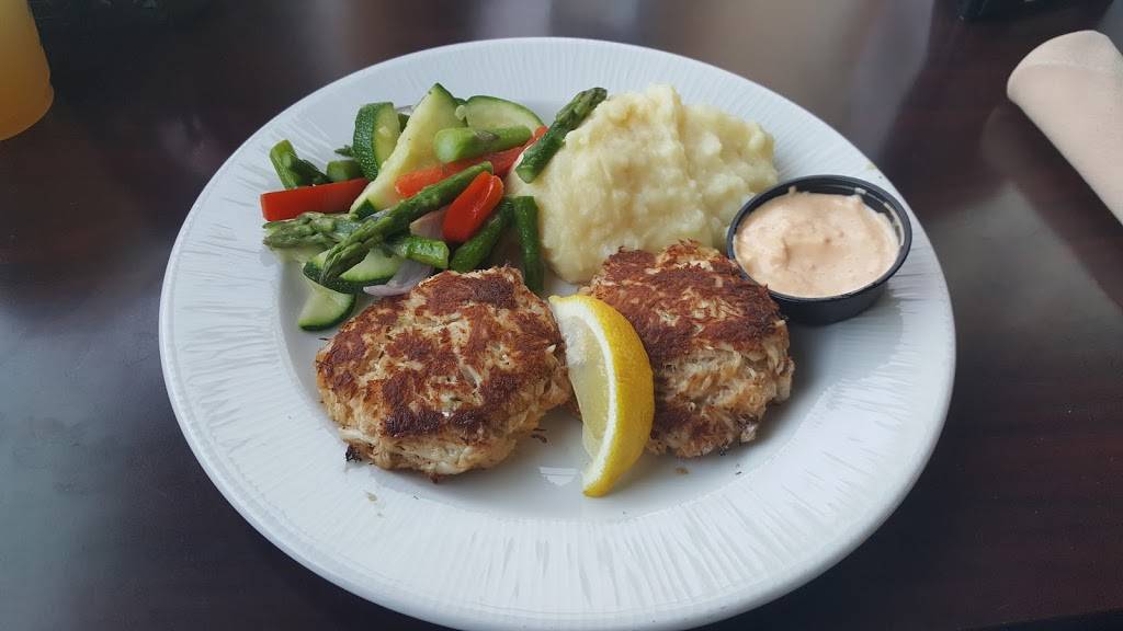 Watermans Surfside Grille | restaurant | 415 Atlantic Ave, Virginia Beach, VA 23451, USA | 7574283644 OR +1 757-428-3644