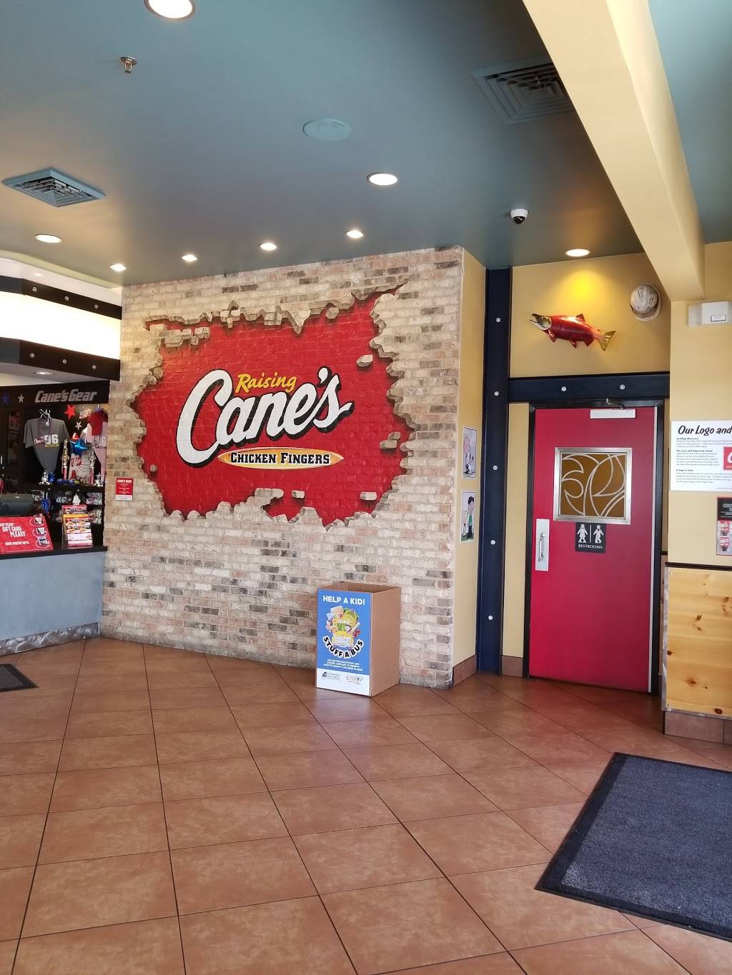 Raising Canes Chicken Fingers | meal takeaway | 2030 Harrodsburg Rd, Lexington, KY 40503, USA | 8592780015 OR +1 859-278-0015