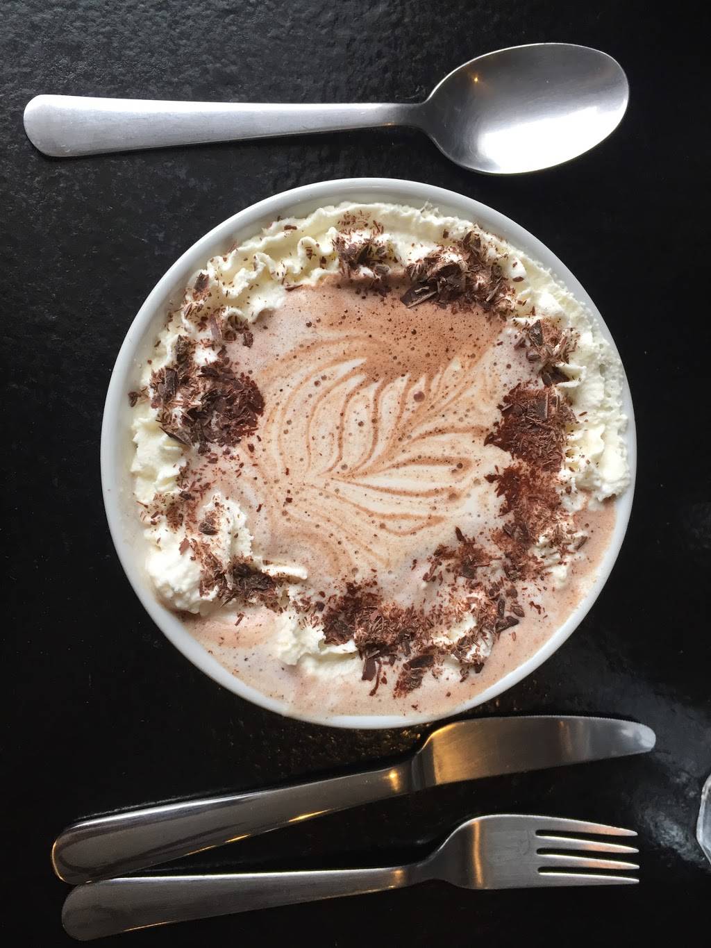 De La Coeur Café et Pâtisserie | cafe | 1836 Lovering Ave, Wilmington, DE 19806, USA | 3026607178 OR +1 302-660-7178