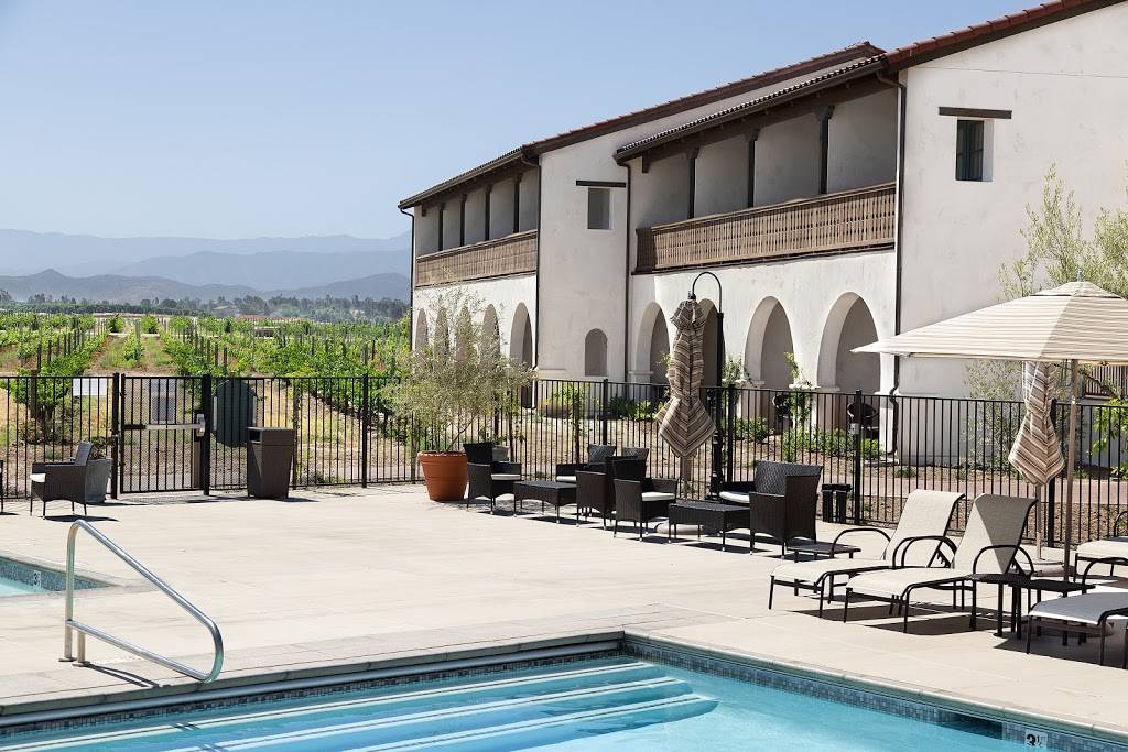 Poolside Bar & Café at Ponte Vineyard Inn | restaurant | 35001 Rancho California Rd, Temecula, CA 92591, USA | 9515876688 OR +1 951-587-6688