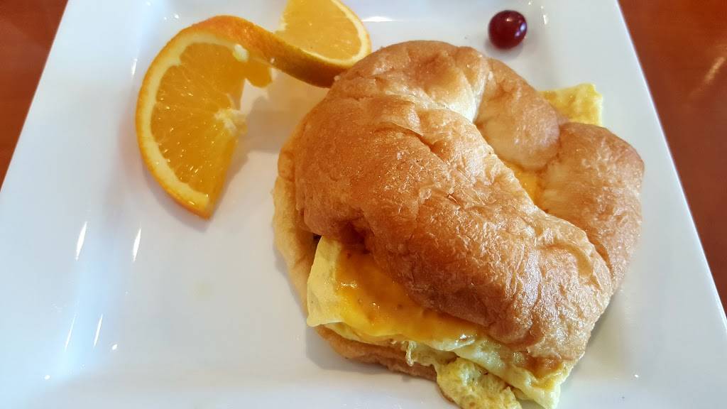 Rosies Coffee Bar & Bakery | bakery | 4604 Monona Dr, Madison, WI 53716, USA | 6084417673 OR +1 608-441-7673