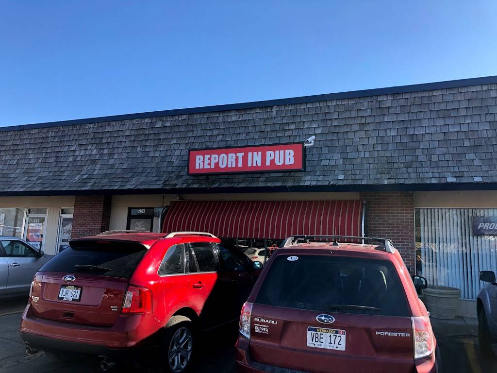 Report In Pub | restaurant | 12100 W Center Rd #204, Omaha, NE 68144, USA | 4029164438 OR +1 402-916-4438