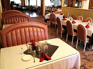 Nikolas Restaurant | restaurant | 10498 Roaring Gap, Glade Valley, NC 28627, USA | 3363636060 OR +1 336-363-6060