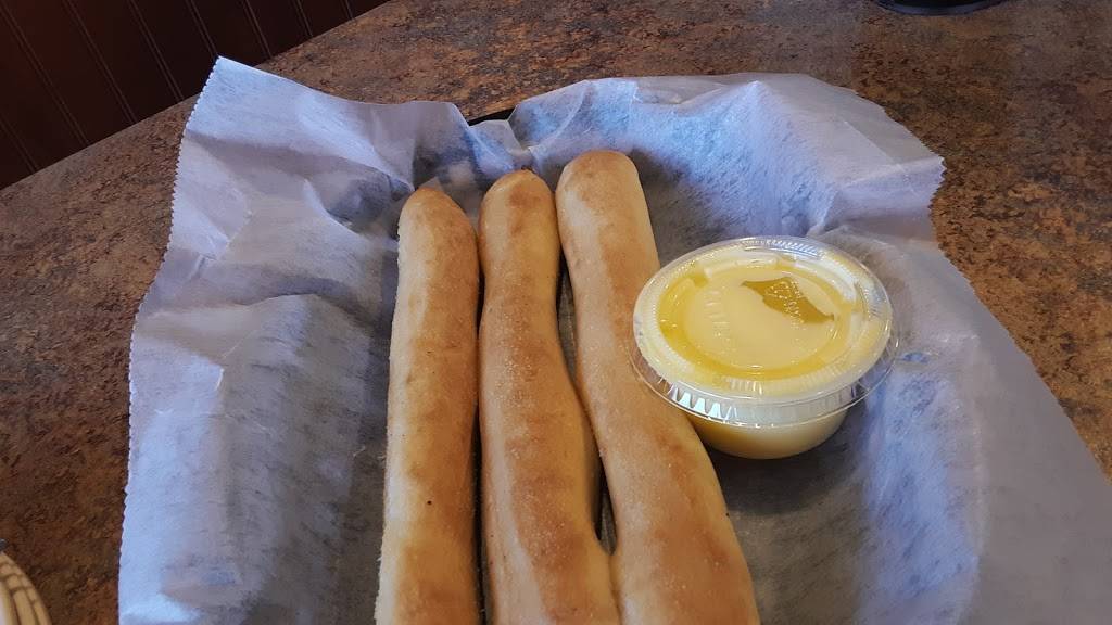 Chicagos Pizza | restaurant | 1023 Payne St, Tell City, IN 47586, USA | 8125474060 OR +1 812-547-4060