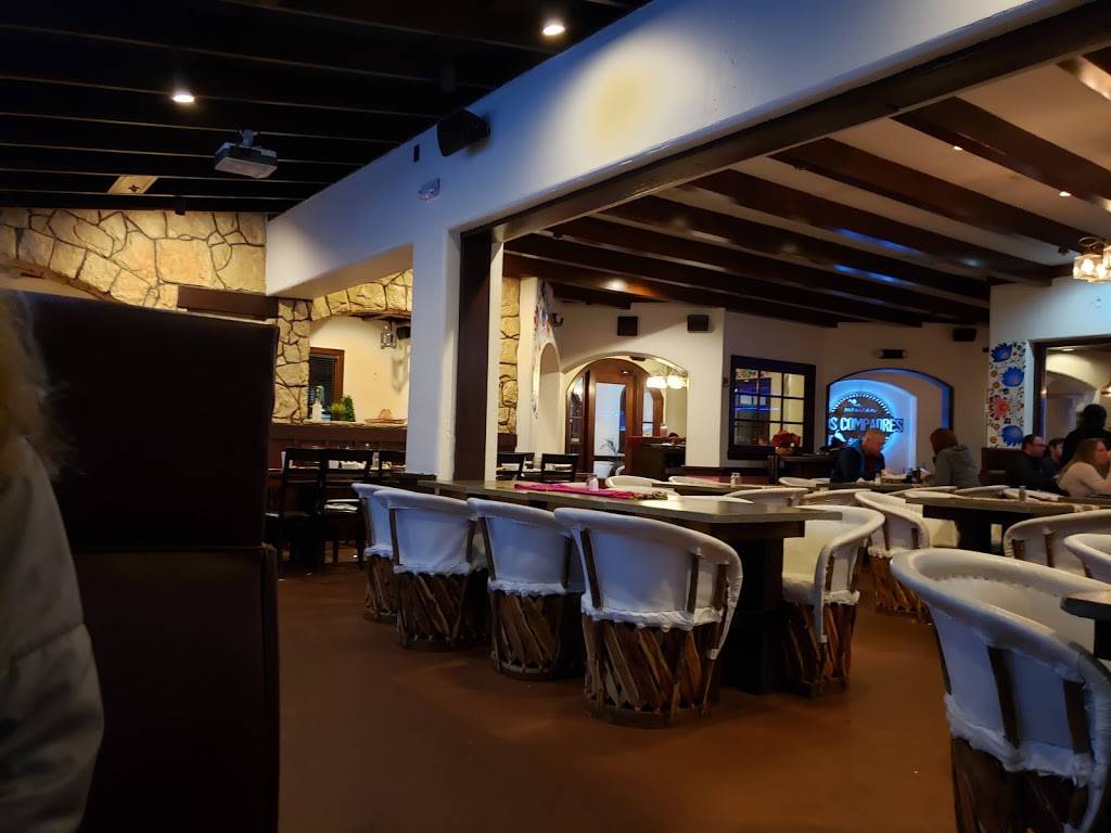 Los Compadres Mexican Grill | restaurant | 3213 N Toben St, Wichita, KS 67226, USA | 3162953295 OR +1 316-295-3295