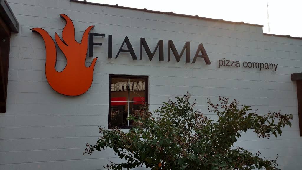 FIAMMA pizza company | restaurant | 405 N Market St, Chattanooga, TN 37405, USA | 4237137742 OR +1 423-713-7742