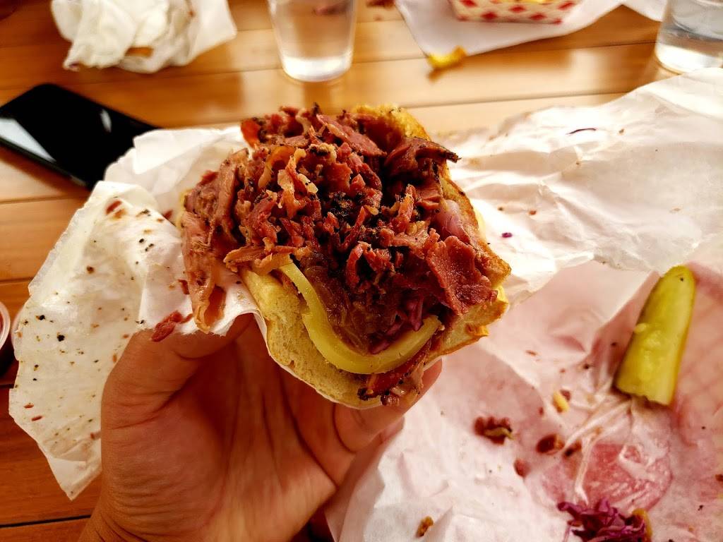 The Oinkster | restaurant | 2005 Colorado Blvd, Eagle Rock, CA 90041, USA | 3232556465 OR +1 323-255-6465