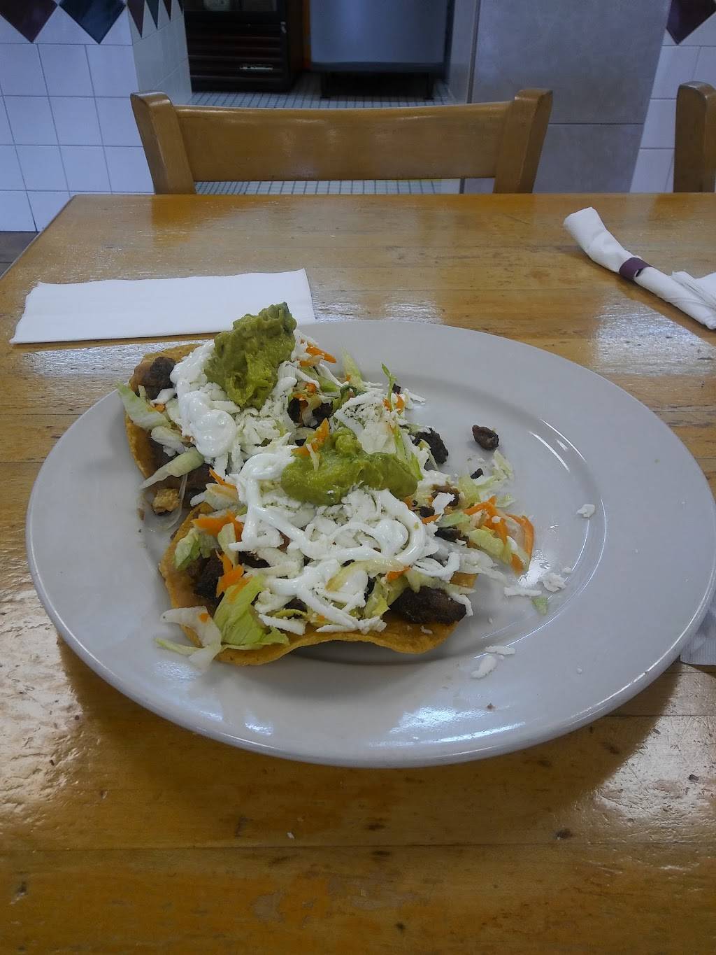 Restaurant Y Panaderia Latina | restaurant | 3221 W Davis St, Dallas, TX 75211, USA | 2143374470 OR +1 214-337-4470