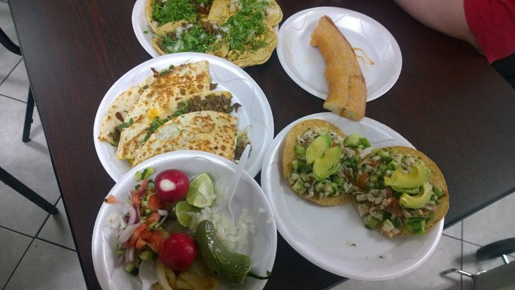 Tacos El Primo | restaurant | 3700 Central Ave, Detroit, MI 48210, USA | 3134927595 OR +1 313-492-7595