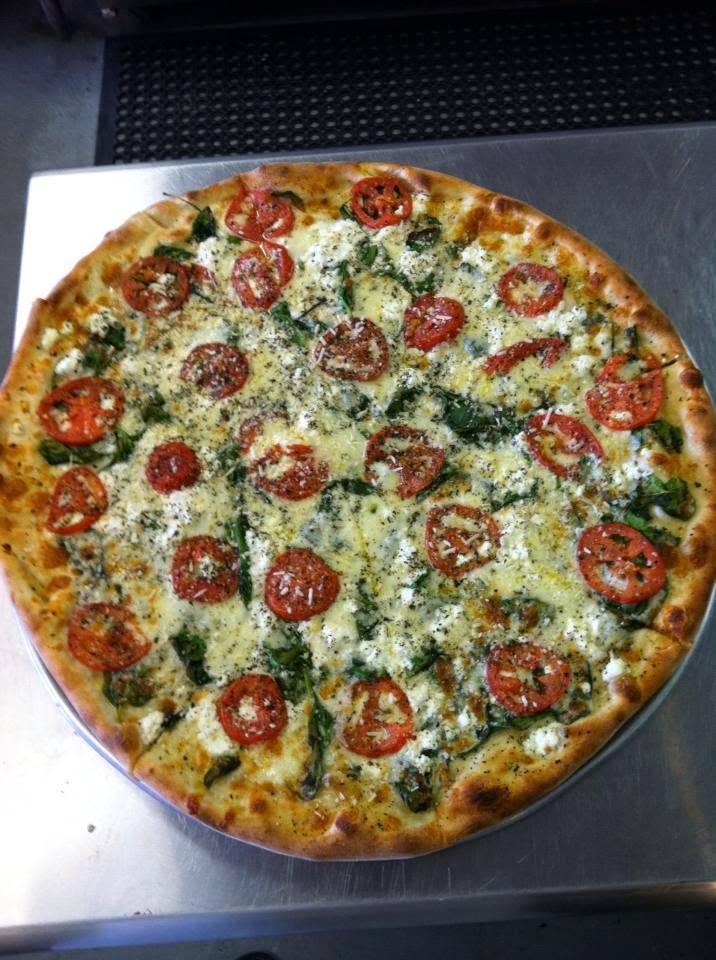 Pizza Stop | restaurant | 2532 Ridgeway Ave, Rochester, NY 14626, USA | 5852255552 OR +1 585-225-5552