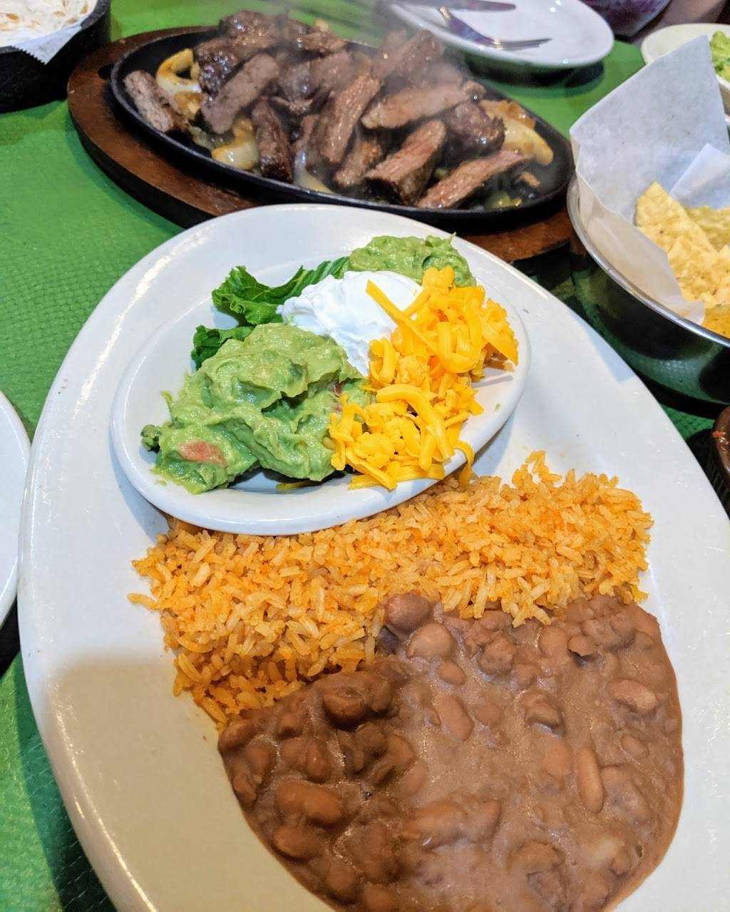 El Fenix Mexican Restaurant | restaurant | 120 E Colorado Blvd, Dallas, TX 75203, USA | 2149414050 OR +1 214-941-4050