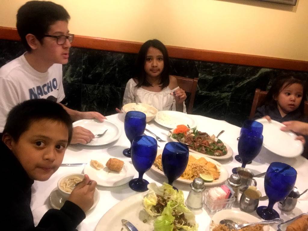 Gourmet House | restaurant | 1740 E Algonquin Rd, Algonquin, IL 60102, USA | 8474587883 OR +1 847-458-7883