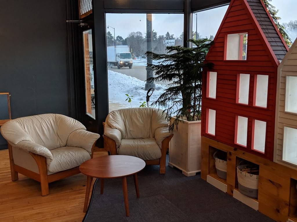 The Norwegian | restaurant | 1402 N Main St, Rockford, IL 61103, USA | 8153296191 OR +1 815-329-6191