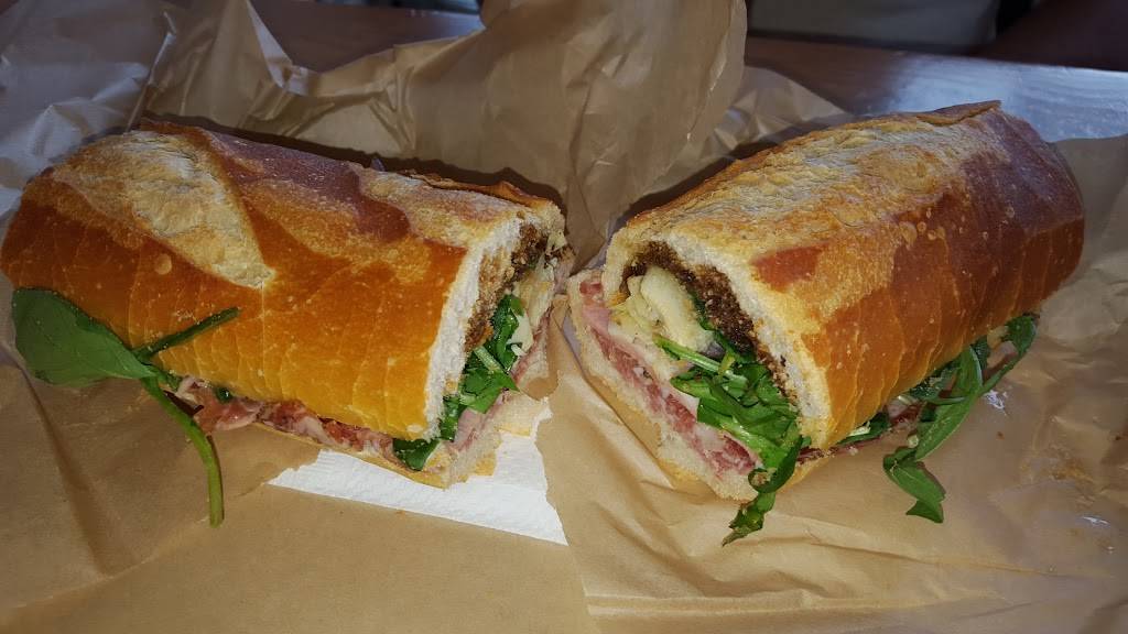 BLACK HOGG SANDWICHES | restaurant | 2852 Sunset Blvd, Los Angeles, CA 90026, USA | 3239532820 OR +1 323-953-2820