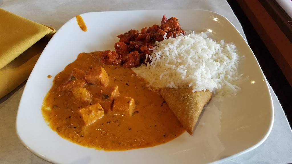 Taj Fine Indian Cuisine | restaurant | 365 Feura Bush Rd, Glenmont, NY 12077, USA | 5189773050 OR +1 518-977-3050