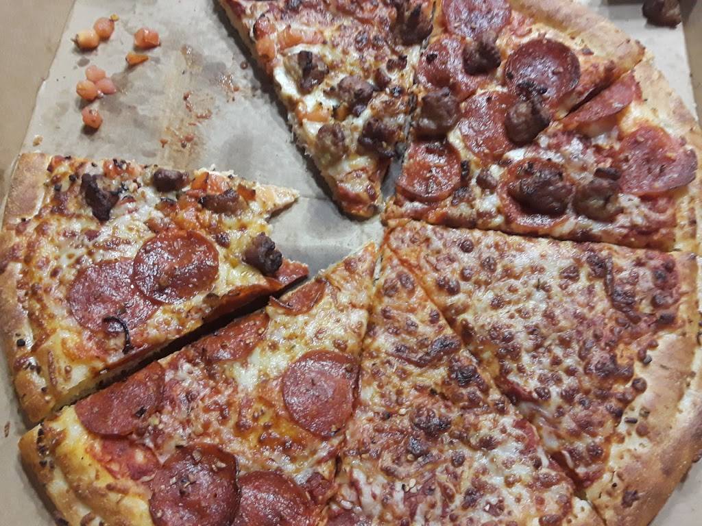 Little Caesars Pizza | meal takeaway | 1995 N Nellis Blvd, Las Vegas, NV 89115, USA | 7024592221 OR +1 702-459-2221