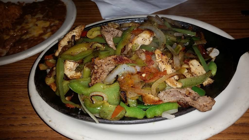 Raul & Theresas Restaurant | restaurant | 519 W Main St, Avondale, AZ 85323, USA | 6239321214 OR +1 623-932-1214