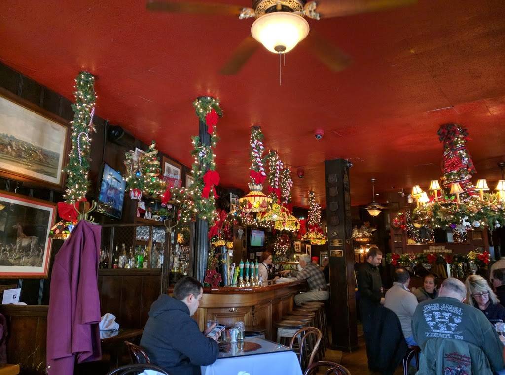 Martins Tavern, Est 1933 | restaurant | 1264 Wisconsin Ave NW, Washington, DC 20007, USA | 2023337370 OR +1 202-333-7370