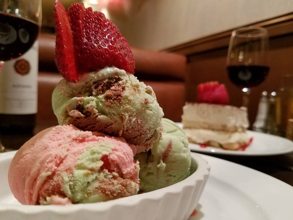 Picarellis | restaurant | 6204 E Pacific Coast Hwy, Long Beach, CA 90803, USA | 5629865280 OR +1 562-986-5280