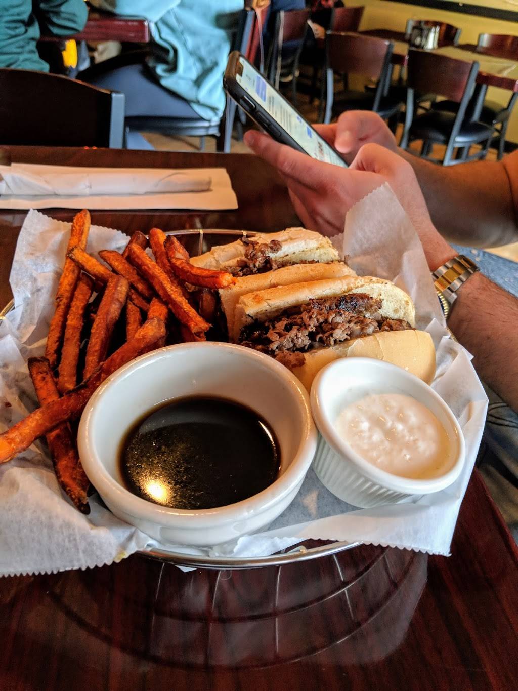 Main Street Grill & Tavern | restaurant | 327 N Main St, Milford, MI 48381, USA | 2486857983 OR +1 248-685-7983