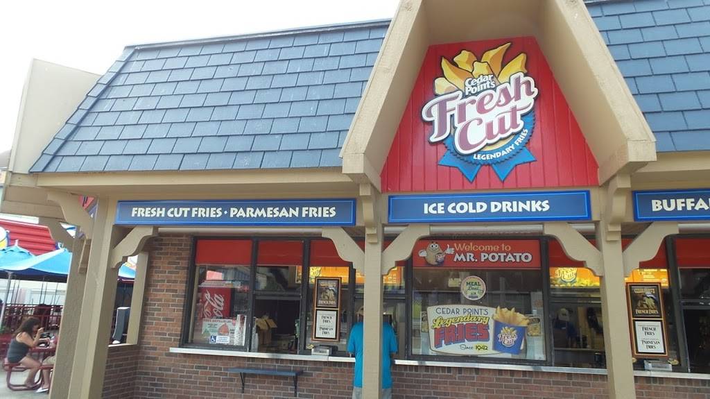 Mr. Potato | meal takeaway | 1 Cedar Point Blvd, Sandusky, OH 44870, USA | 4196272350 OR +1 419-627-2350