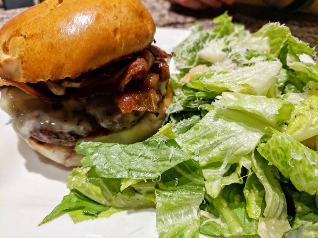 Bakers Crust Norfolk | restaurant | 330 W 21st St, Norfolk, VA 23517, USA | 7576253600 OR +1 757-625-3600