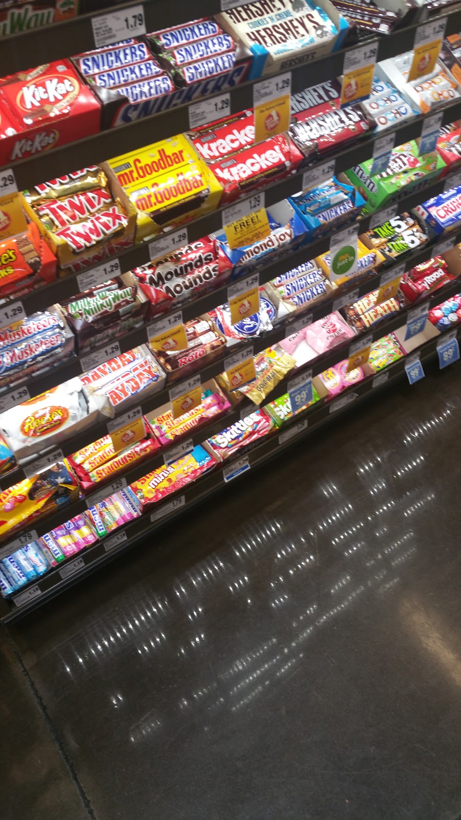 Save Mart | meal delivery | 1225 E Robertson Blvd, Chowchilla, CA 93610, USA | 5596655744 OR +1 559-665-5744