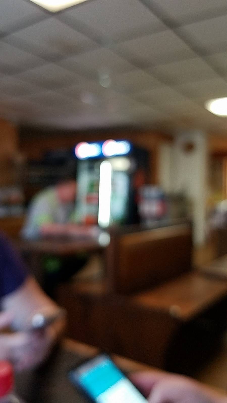 Shives Pizza & Subs | meal takeaway | 119 E Main St, Hancock, MD 21750, USA | 3016785272 OR +1 301-678-5272