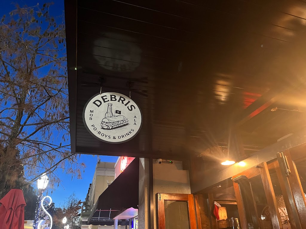 Debris Po-Boys & Drinks | restaurant | 276 Dauphin St, Mobile, AL 36602, USA | 2513788133 OR +1 251-378-8133