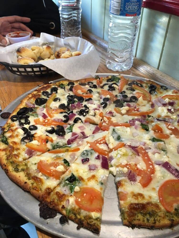 Firehouse Pizzeria | restaurant | 6001 California St, San Francisco, CA 94121, USA | 4152217603 OR +1 415-221-7603