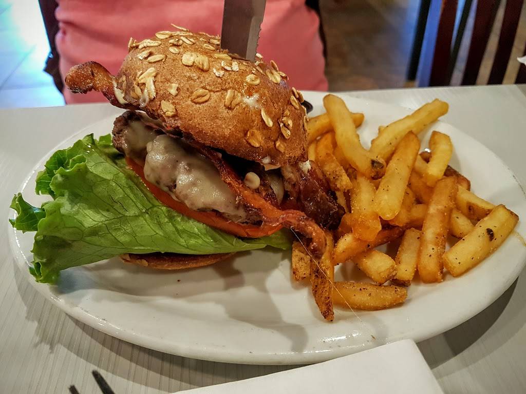 Slaters 50/50 | restaurant | 6362 E Santa Ana Canyon Rd, Anaheim, CA 92807, USA | 7146028115 OR +1 714-602-8115