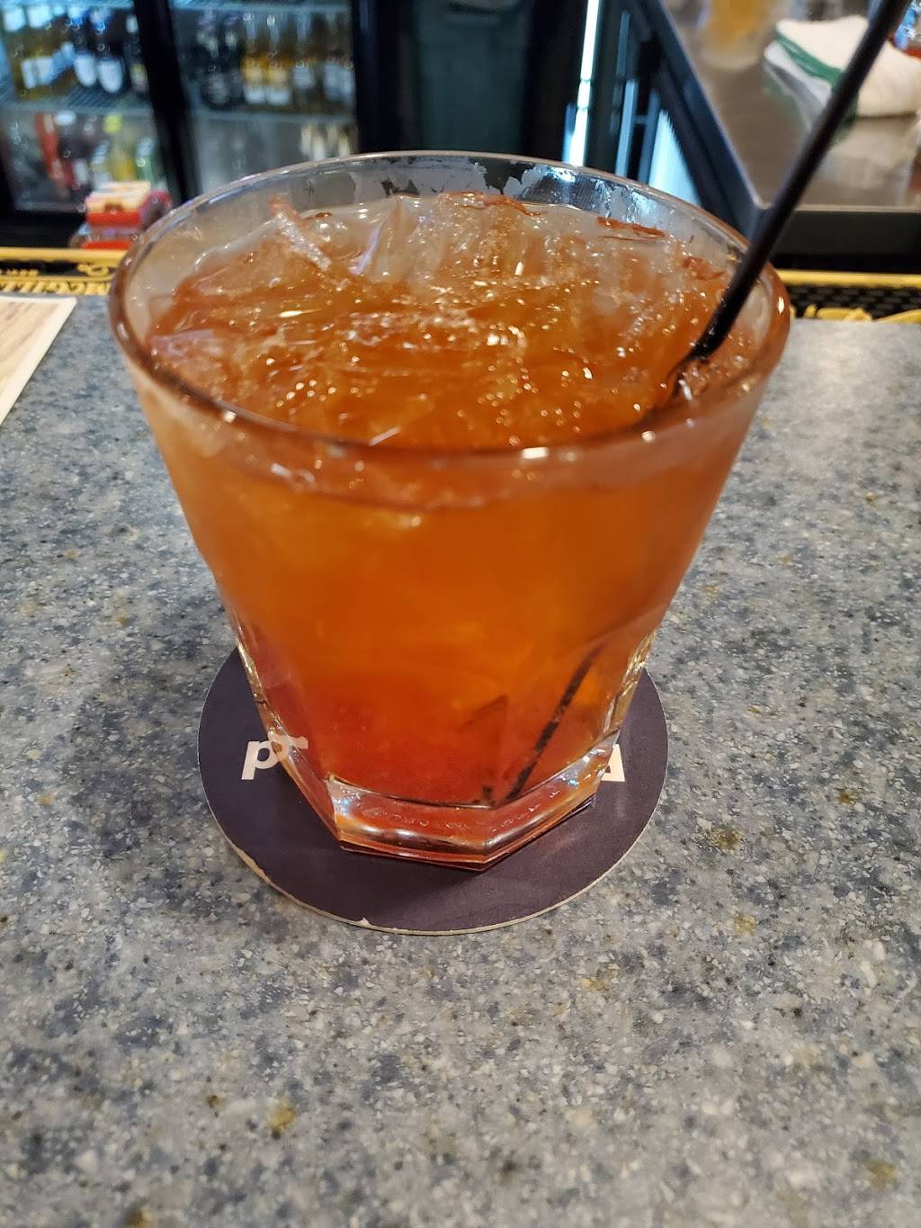 Uncle Larrys Rustic Inn | restaurant | 3327 Lake Dr, Hartford, WI 53027, USA | 2624572038 OR +1 262-457-2038