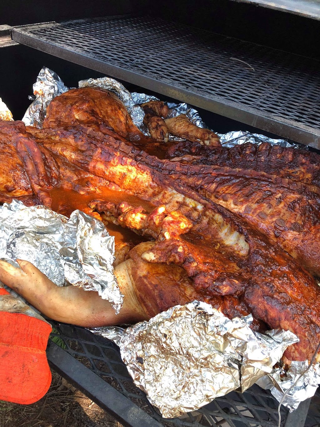 Smoke Somthin BBQ & Catering | restaurant | 2016 Elmwood St SW, Supply, NC 28462, USA | 9107135147 OR +1 910-713-5147