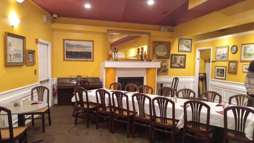 Wine & Cheese | restaurant | 1861 Smith St, North Providence, RI 02911, USA | 4013493446 OR +1 401-349-3446