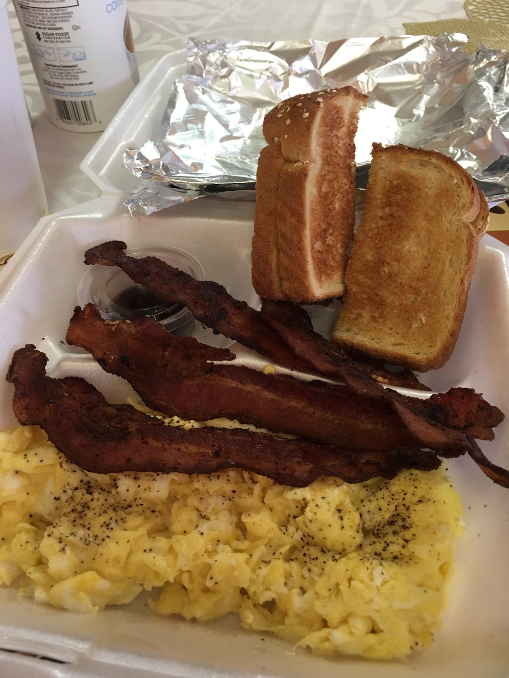 Original Hollywood Snack Bar | restaurant | 1810 Bernstein Park Dr Rd, Monroe, LA 71202, USA | 3183887654 OR +1 318-388-7654