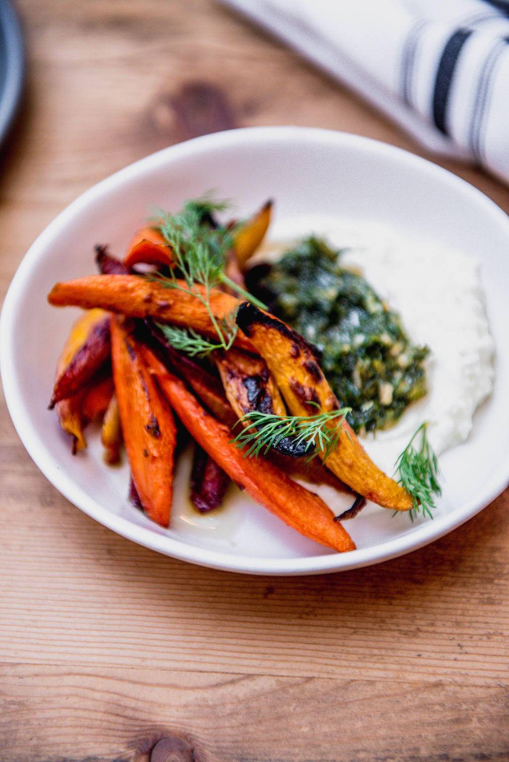 Hedge Row American Bistro | restaurant | 350 Massachusetts Ave Suite 150, Indianapolis, IN 46204, USA | 3176432750 OR +1 317-643-2750