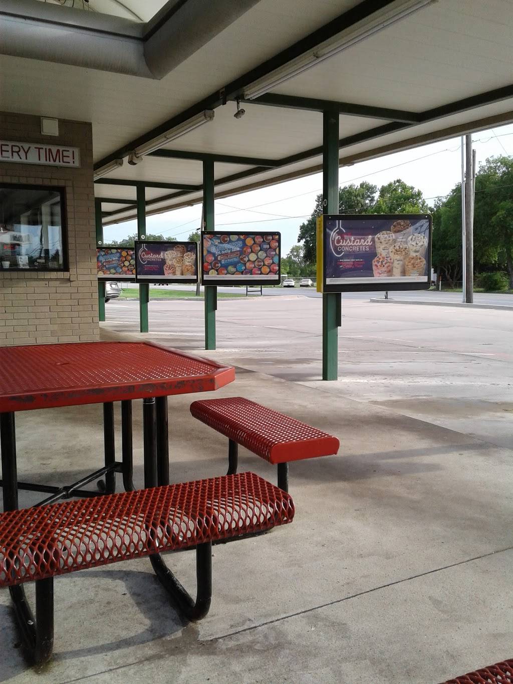 Sonic Drive-In | restaurant | 207 E White St, Anna, TX 75409, USA | 9729244440 OR +1 972-924-4440