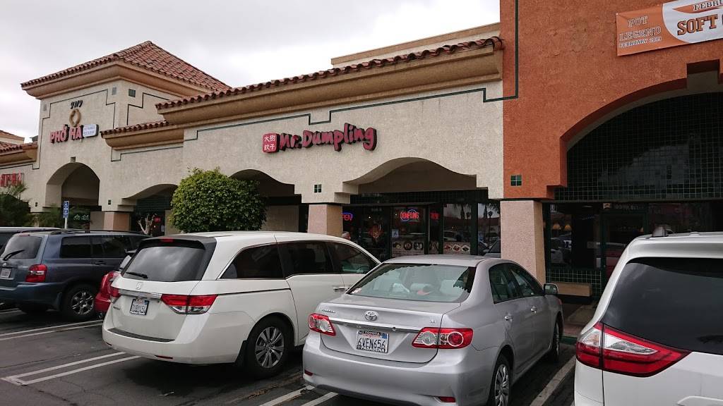 Mr Dumpling | restaurant | 9319 Foothill Blvd, Rancho Cucamonga, CA 91730, USA | 9094768070 OR +1 909-476-8070