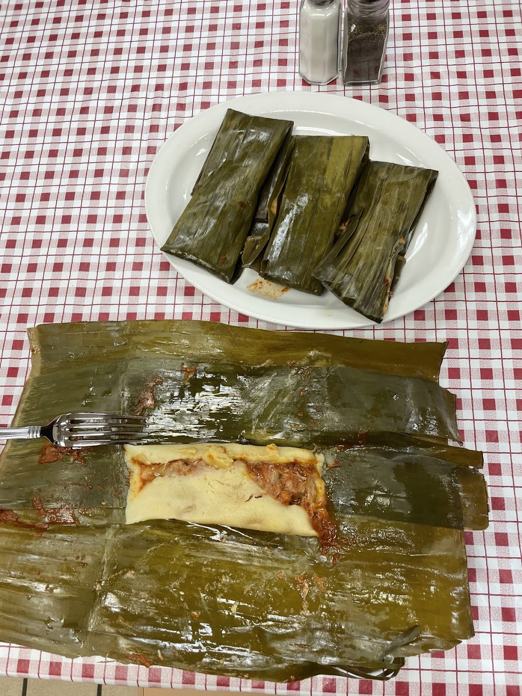 2 Amigos Taqueria | restaurant | 2180 E Main St, Reedsburg, WI 53959, USA | 6087688750 OR +1 608-768-8750