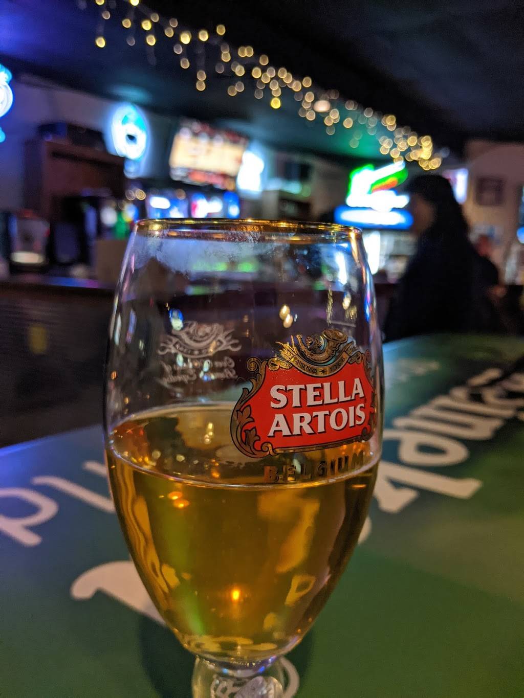 Ducks Sports Bar & Grill | restaurant | 3606 W Division St, St Cloud, MN 56301, USA | 3202290909 OR +1 320-229-0909