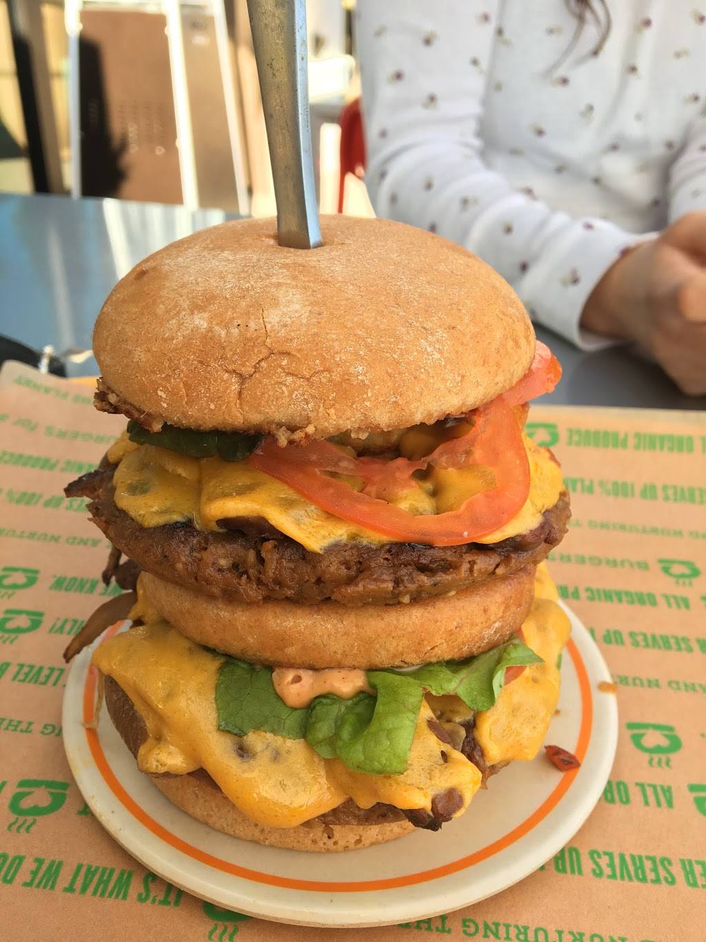 Next Level Burger | restaurant | 2085 Diamond Blvd Suite 150, Concord, CA 94520, USA | 9252157779 OR +1 925-215-7779