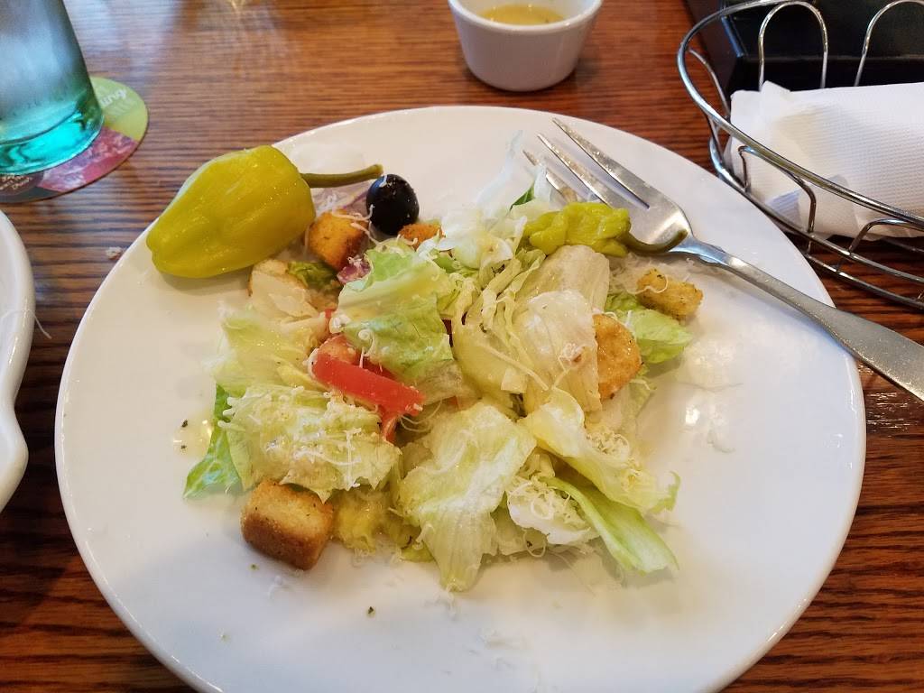 Olive Garden Italian Restaurant | meal takeaway | 4221 196th St SW, Lynnwood, WA 98036, USA | 4256702977 OR +1 425-670-2977