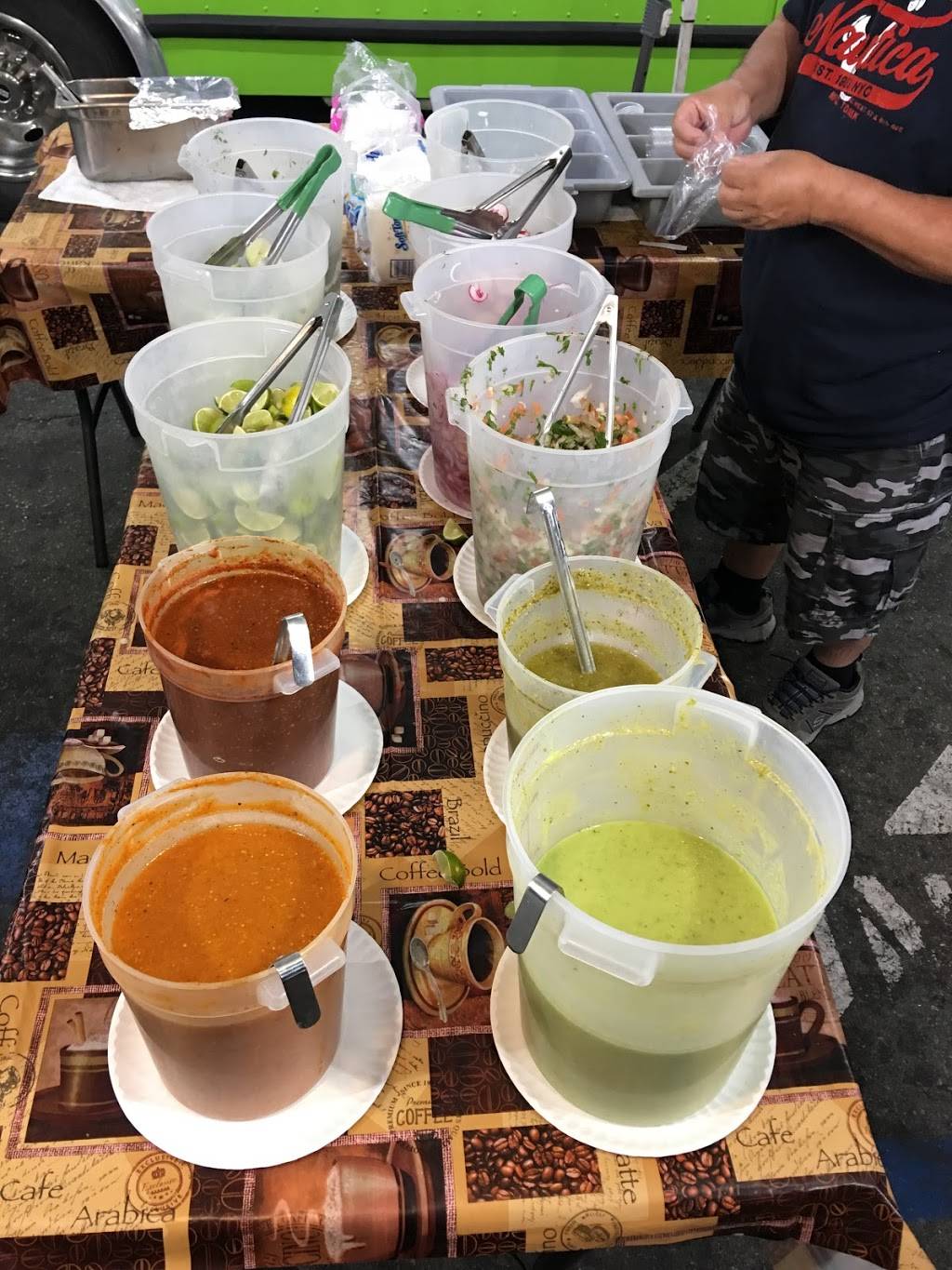 Chiquis Taco | restaurant | 5625 S Avalon Blvd, Los Angeles, CA 90011, USA | 3239078108 OR +1 323-907-8108