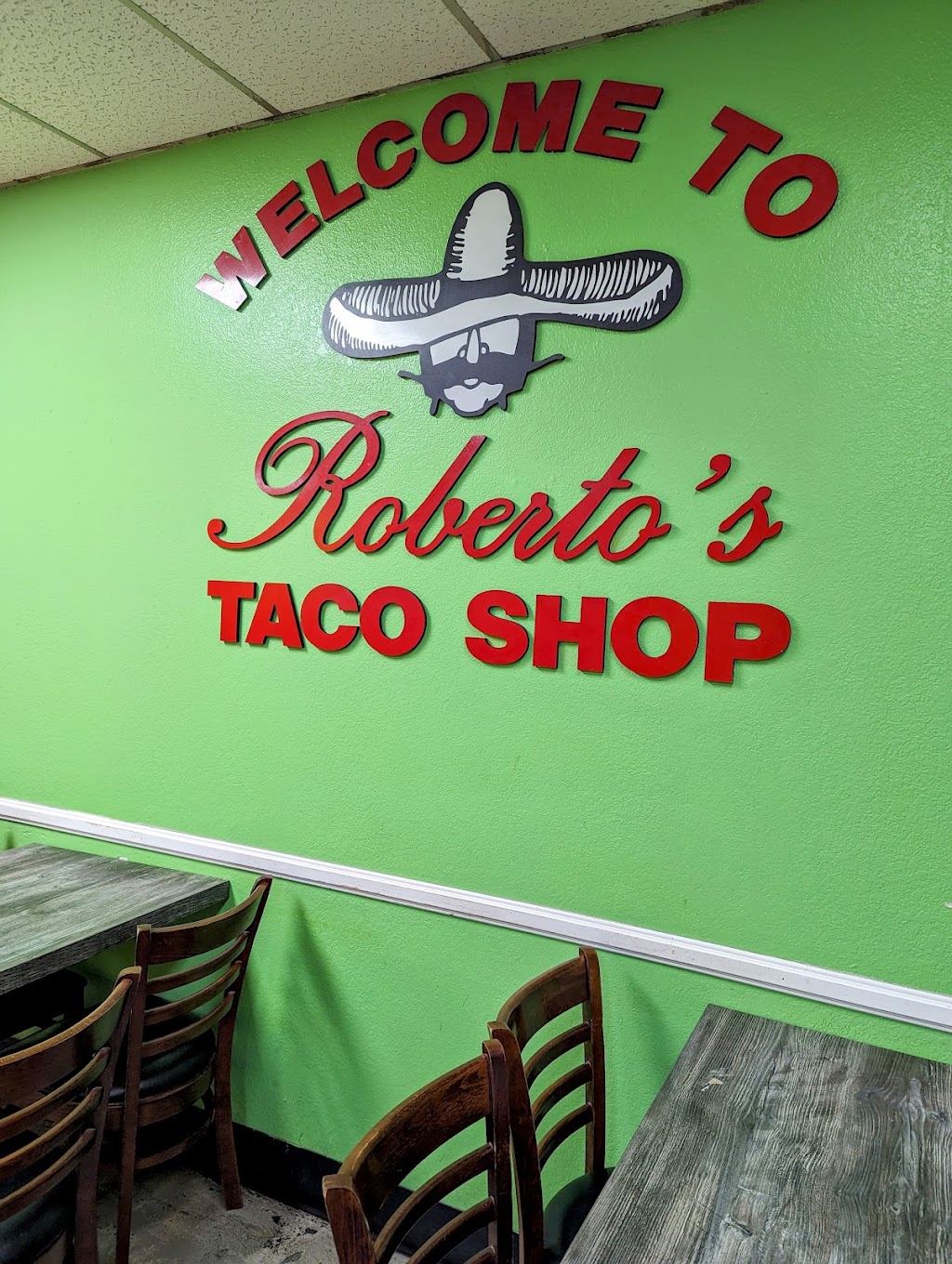 Robertos Taco Shop Hillcrest | restaurant | 420 Robinson Ave UNIT F, San Diego, CA 92103, USA | 6196935040 OR +1 619-693-5040