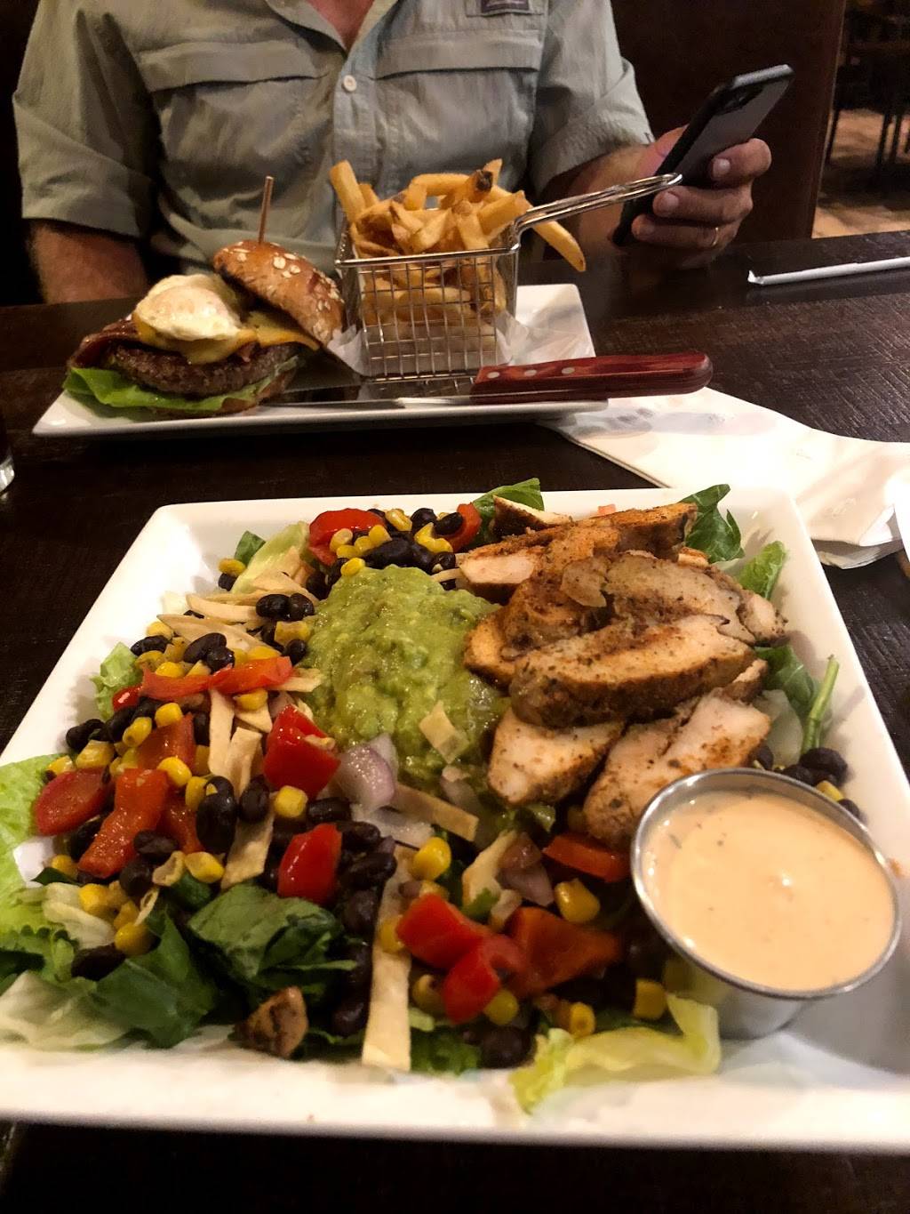 Burgerhaus - Valparaiso | restaurant | 3304 Calumet Ave, Valparaiso, IN 46383, USA | 2192863296 OR +1 219-286-3296